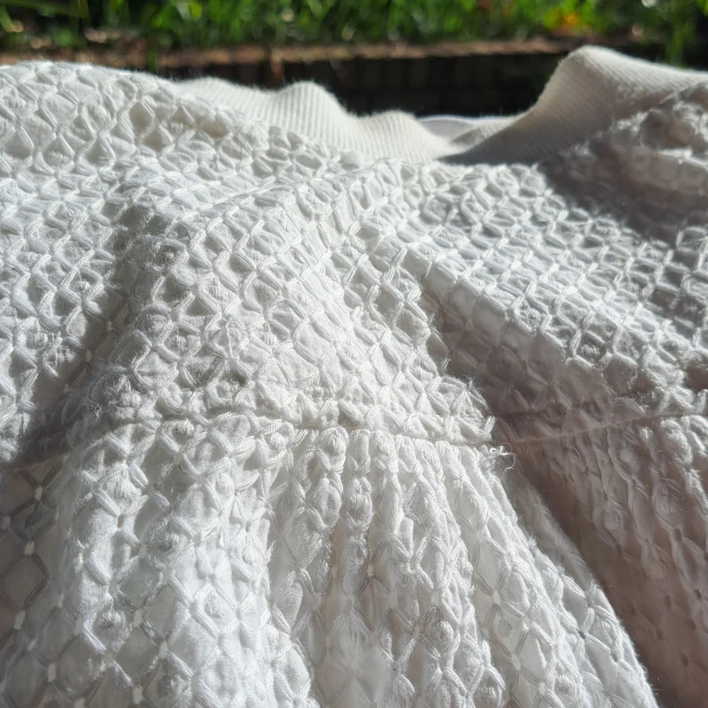 White jacket bundle - Picture 3 of 9